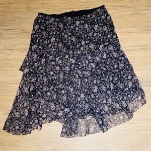 Elie Tahari- Pretty silk skirt